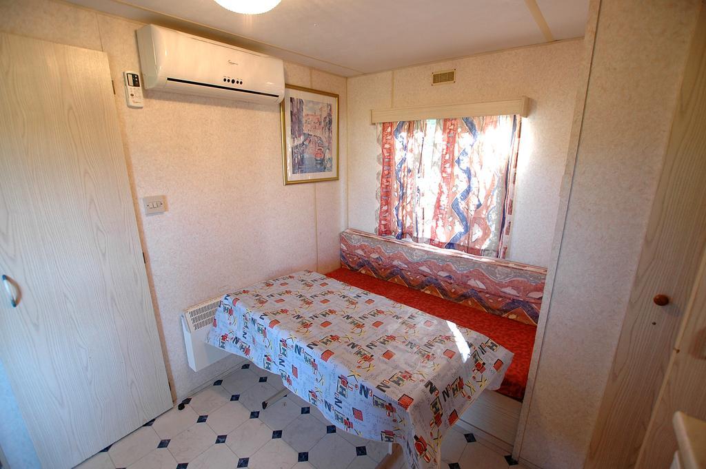 Camping Europa 2 Hotel Capoliveri  Camera foto