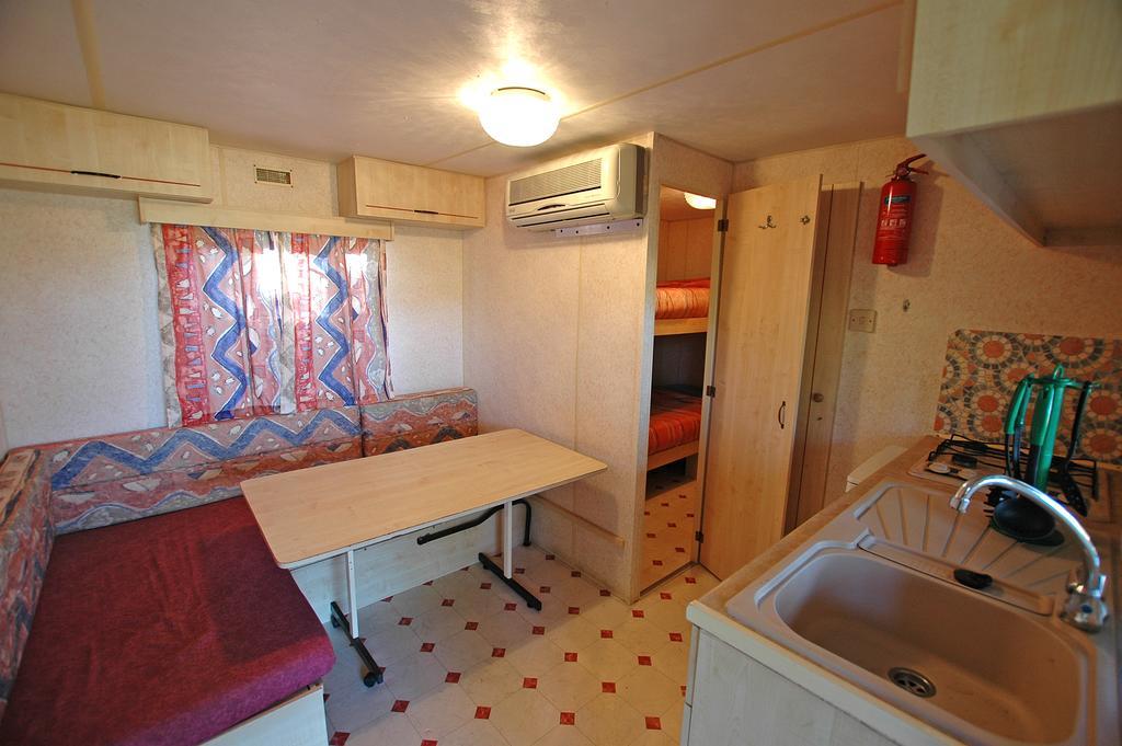 Camping Europa 2 Hotel Capoliveri  Camera foto