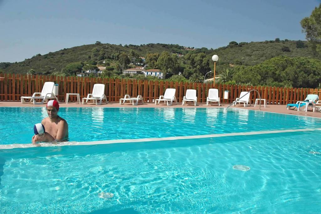 Camping Europa 2 Hotel Capoliveri  Esterno foto